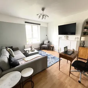 Apartment Riberfra, London